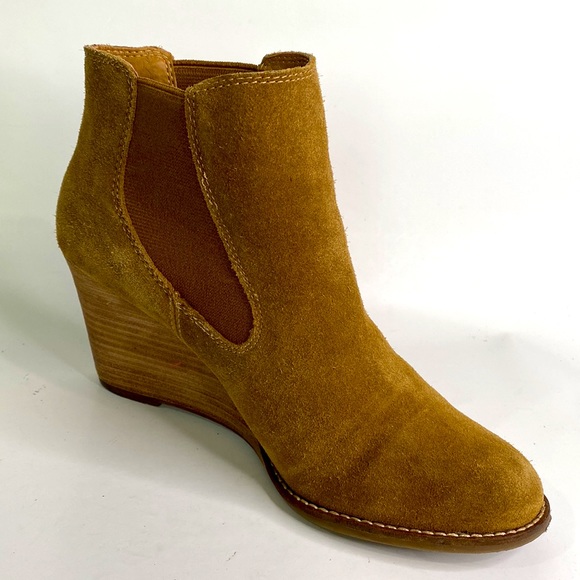 LUCKY BRAND Yamka Tan Suede Wedge Chelsea Stacked Heel Bootie Shoes Size 8 - Picture 4 of 13